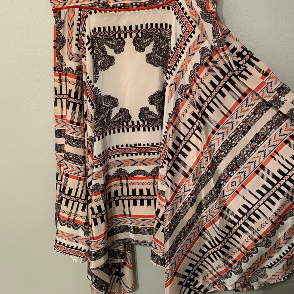 Patterned Dress - Picture 2 of 4